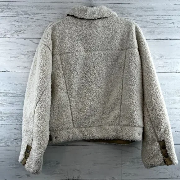 Universal Thread NWT Cream Sherpa Chunky Full Snap Jacket Size XL - Picture 2 of 8